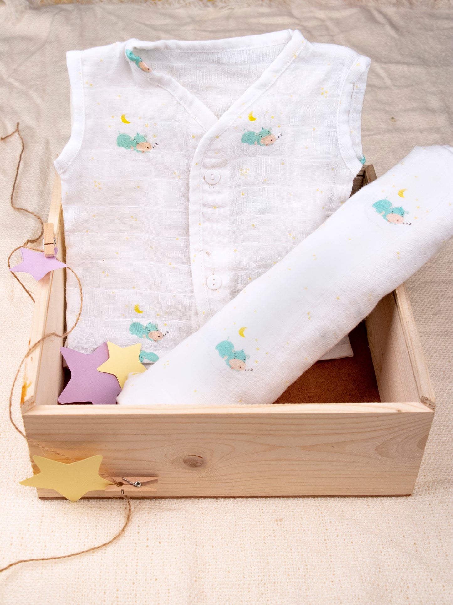 Hippo Bamboo Muslin Jabla & Swaddle Set for Baby